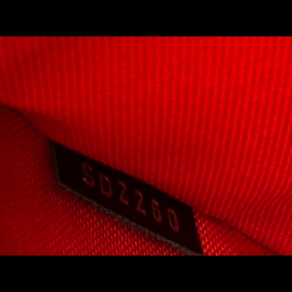 Louis Vuitton, MM On the go Tote with first edition monogram straps - Picture 13 of 15